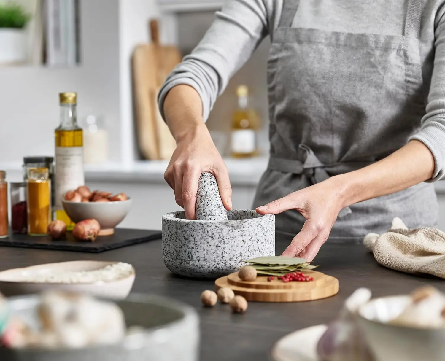 Bamboe deksel granieten vijzel - Mortar Pestle Granite recensie en prijs