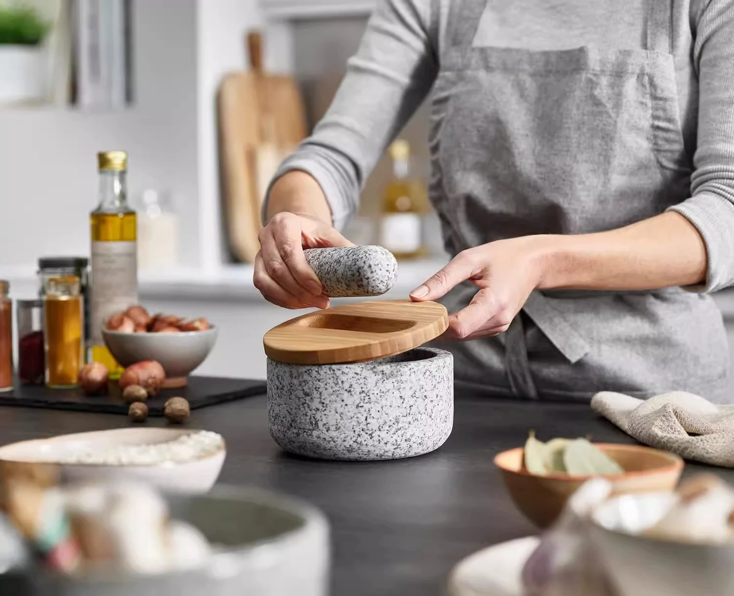 Bamboe deksel granieten vijzel - Mortar Pestle Granite recensie en prijs